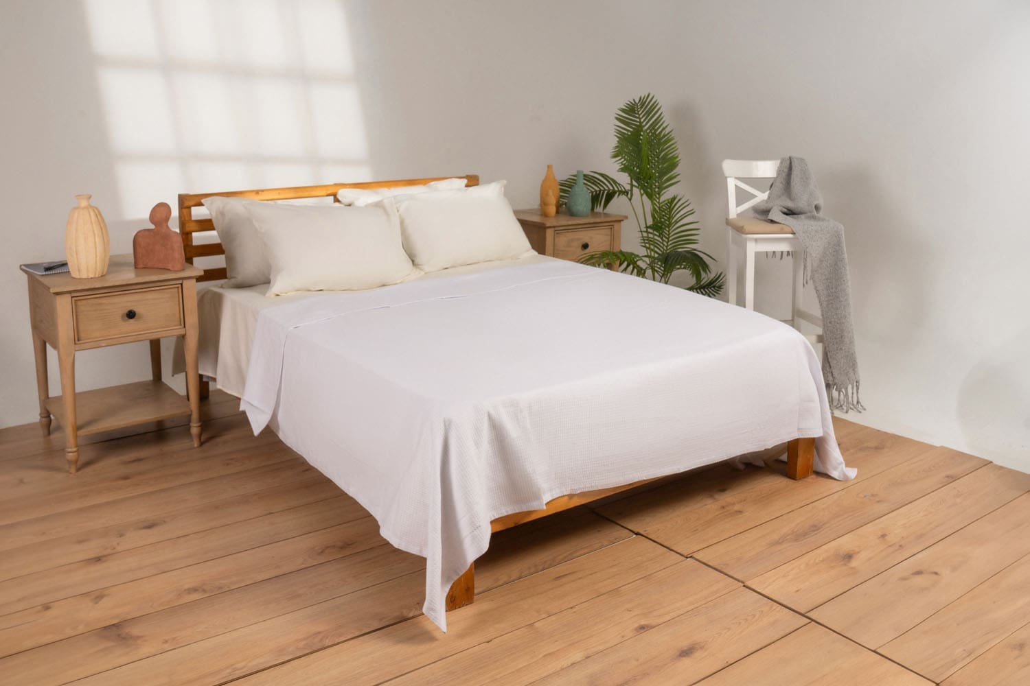 Coverlet HoneyComb 100% Cotton (240x260) Double - White