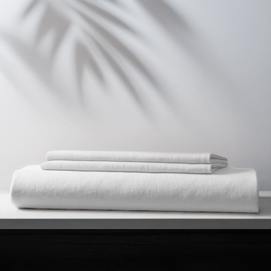 طقم ملاية سادة أستك (120x200) سنجل 3 قطع - أبيض